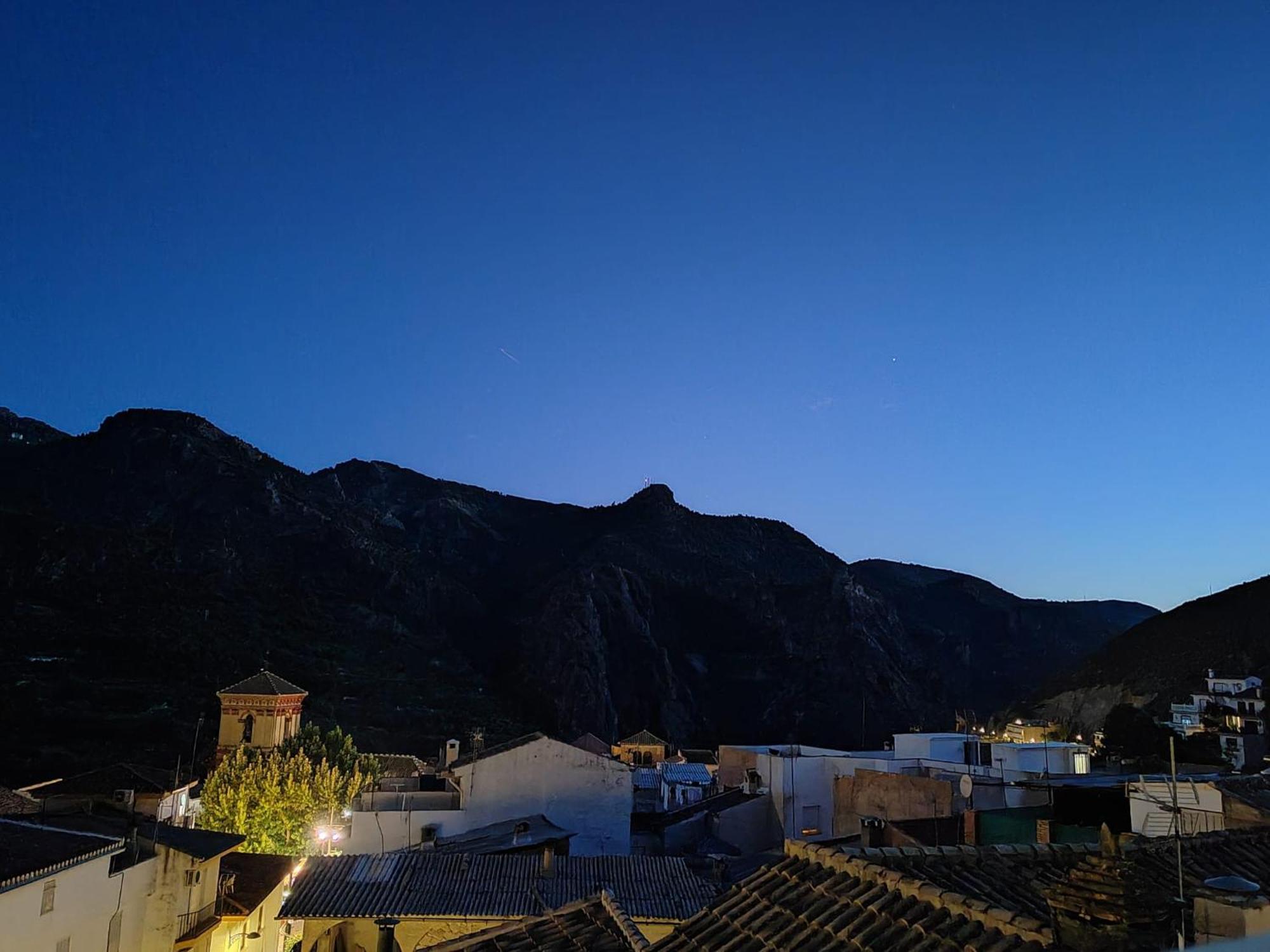 La Noguera Rural Suite グエハル・シエラ エクステリア 写真